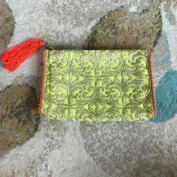 Jasper & Jeera an Anthologies brand Solano clutch - Picture 1 of 9